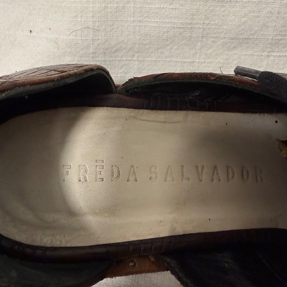 Freda Salvador Brown Leather Oxford Shoes Textured Pointed Toe Womens Size 8 - Picture 7 of 16